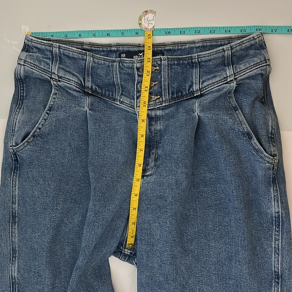 HOLLSTER ULTRA HIGH-RISE MOM-JEAN size 32 waist - Picture 4 of 6